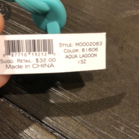 Marc By Marc Jacobs Aqua Lagoon Turnlock Rubber Stretch Bracelet - Picture 5 of 6